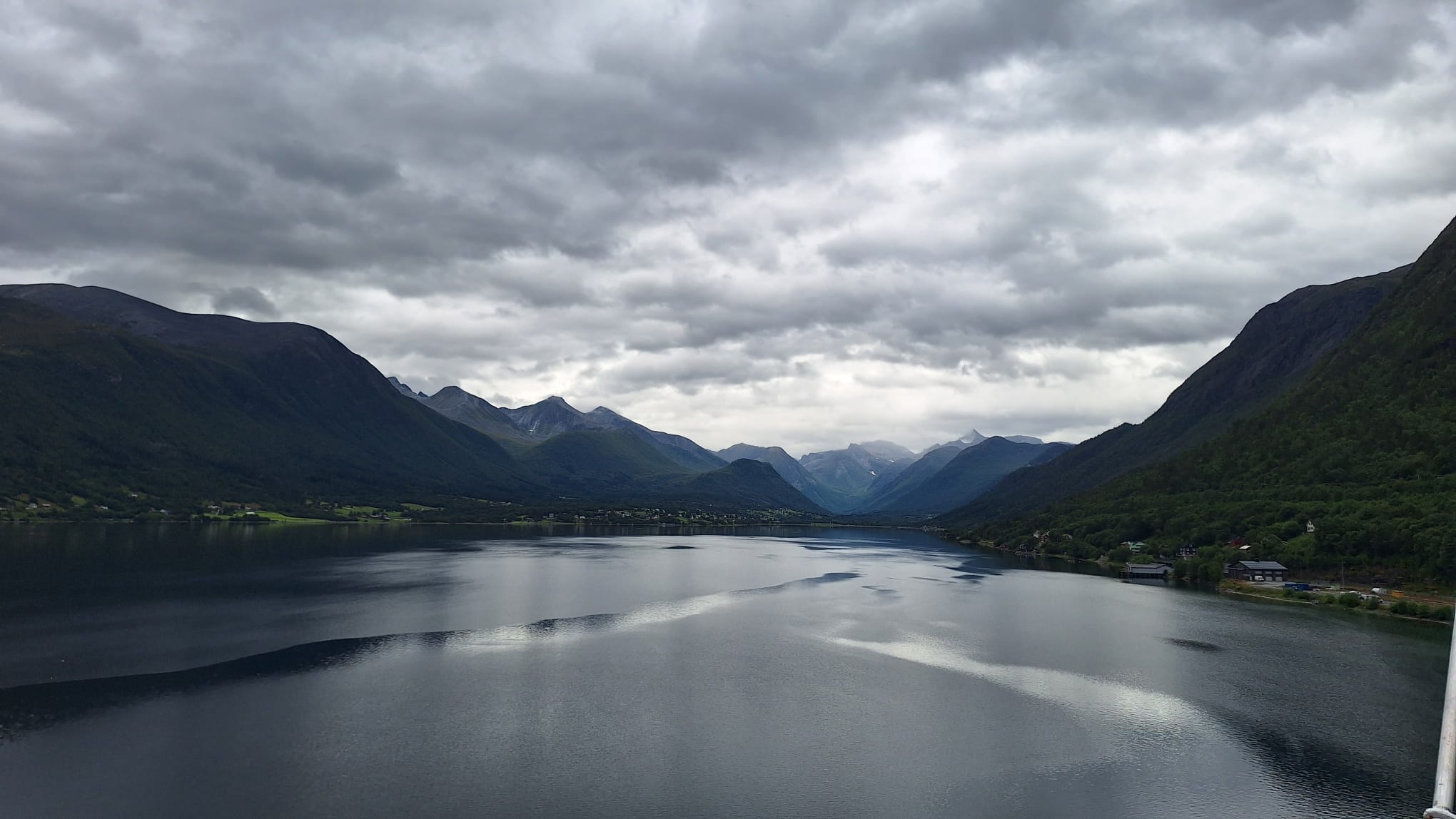 Sea Tel 370 Reliability in the Norwegian Fjords.